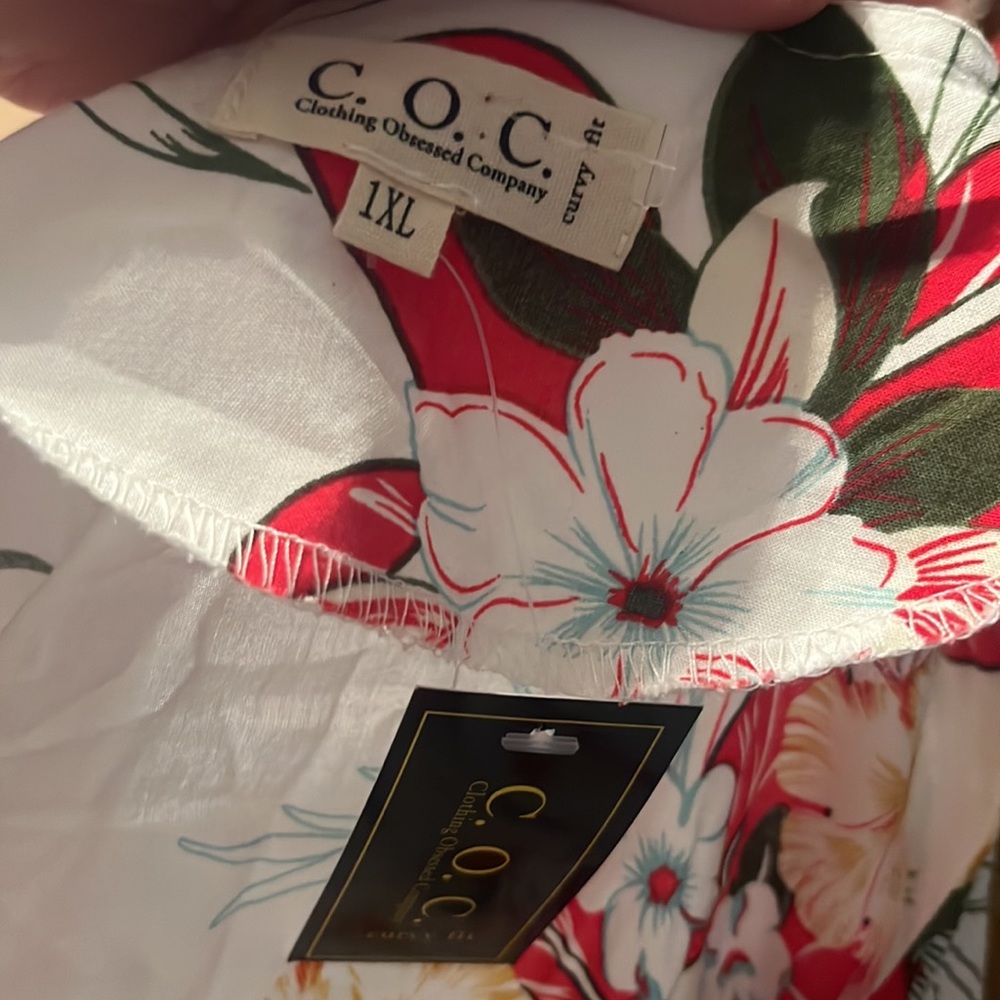 Gorgeous Floral Romper! Brand New with Tags! - Picture 3 of 3